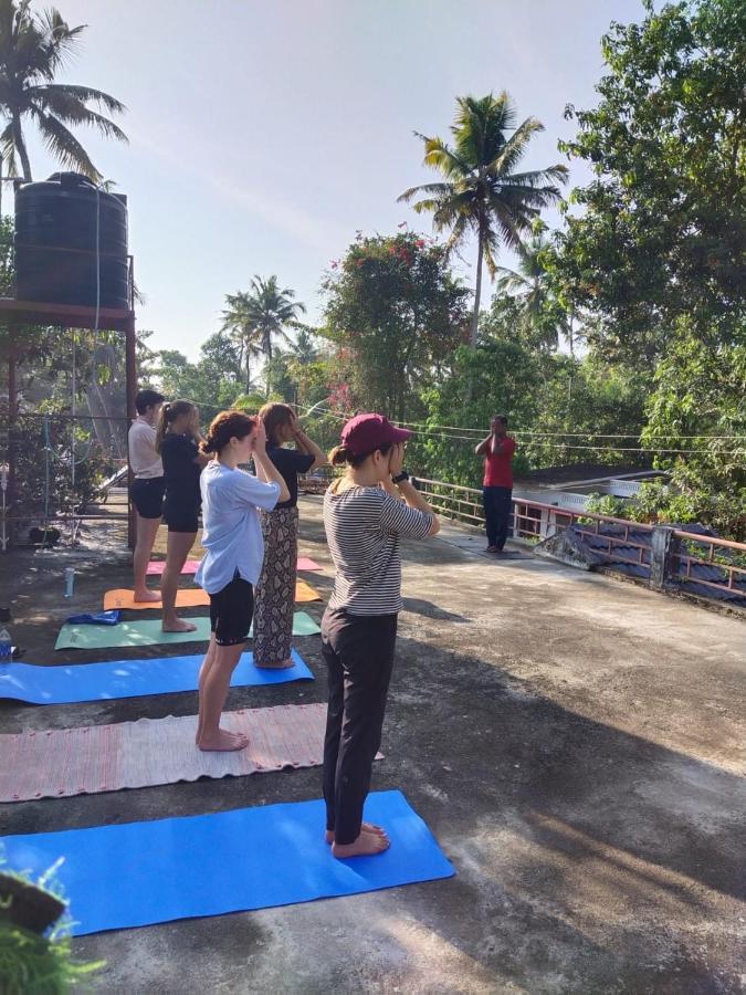 Marari Beach Cleetus Homestay มาราริคุลาม ภายนอก รูปภาพ